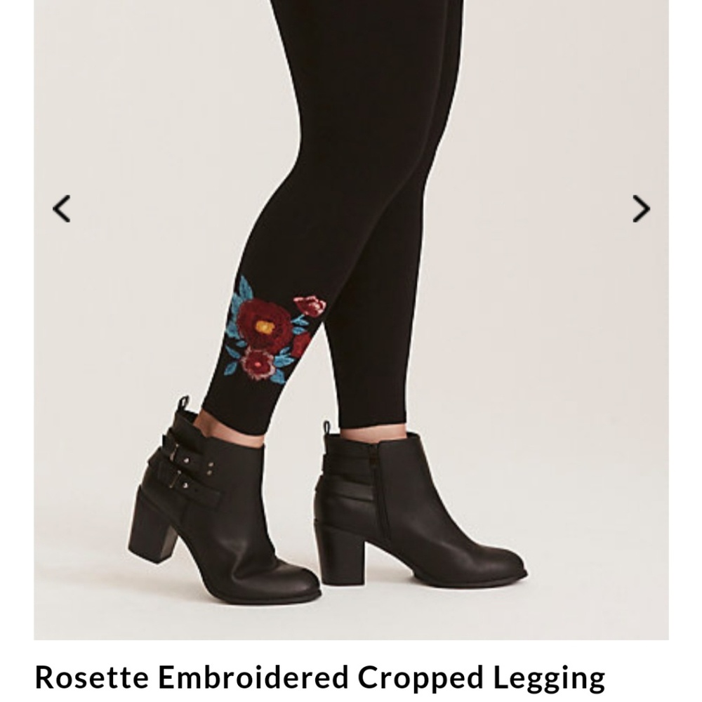 Torrid Rosette Embroidered Cropped Leggings